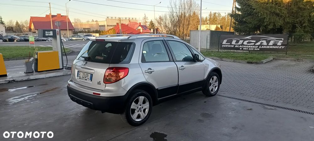 Fiat Sedici 1.6 16V 4x4 Luxury - 6