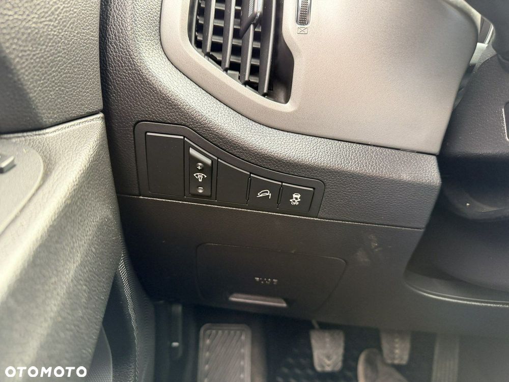 Kia Sportage 2,0 CRDI 2WD Vision - 23