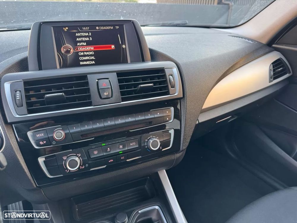 BMW 116 d EDynamics Line Sport - 30