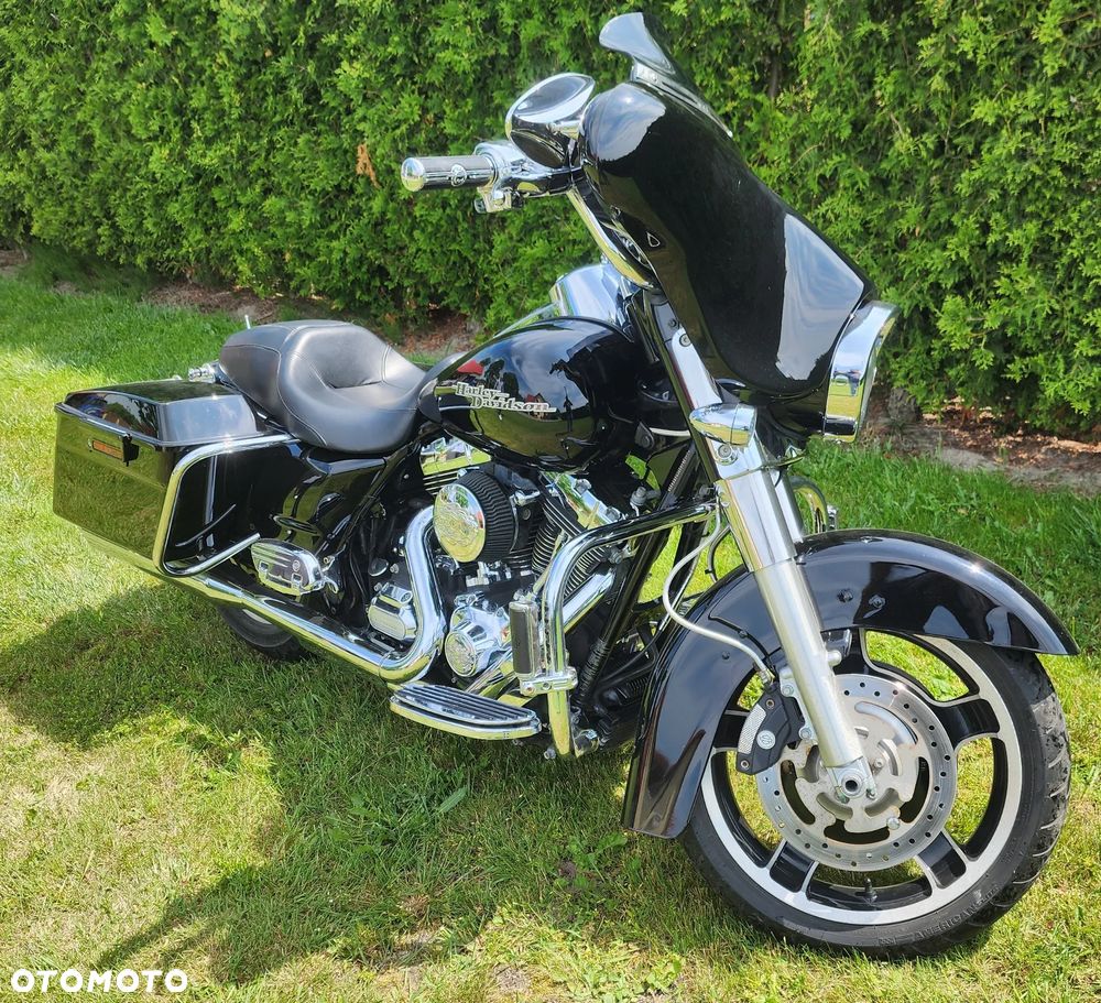 Harley-Davidson Touring Street Glide - 8