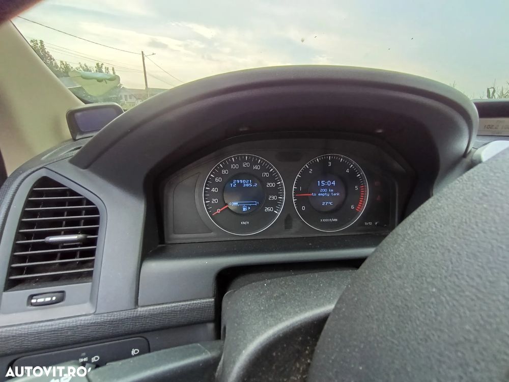 Volvo XC 60 2.4D AWD Base - 5