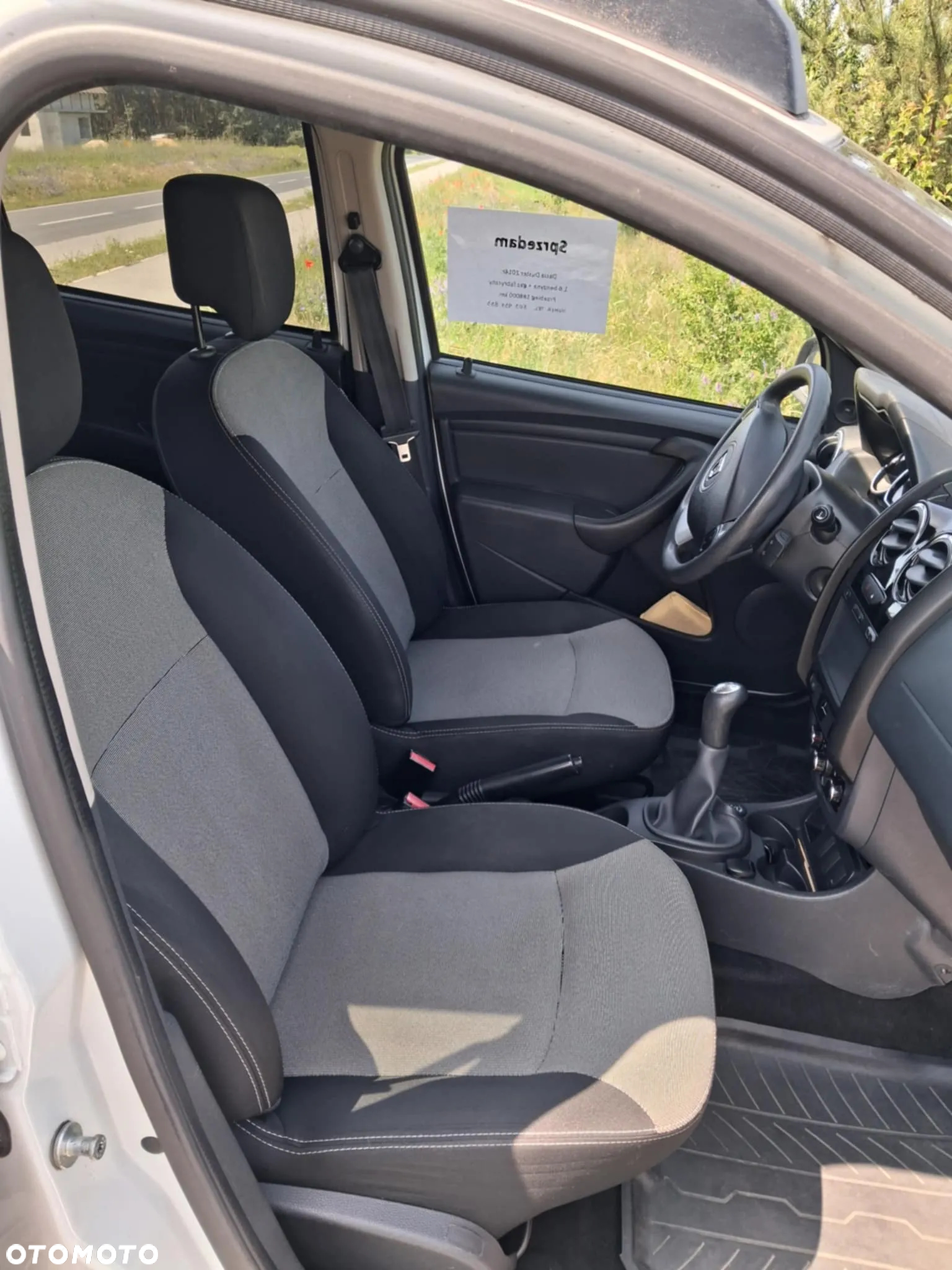 Dacia Duster 1.6 - 25