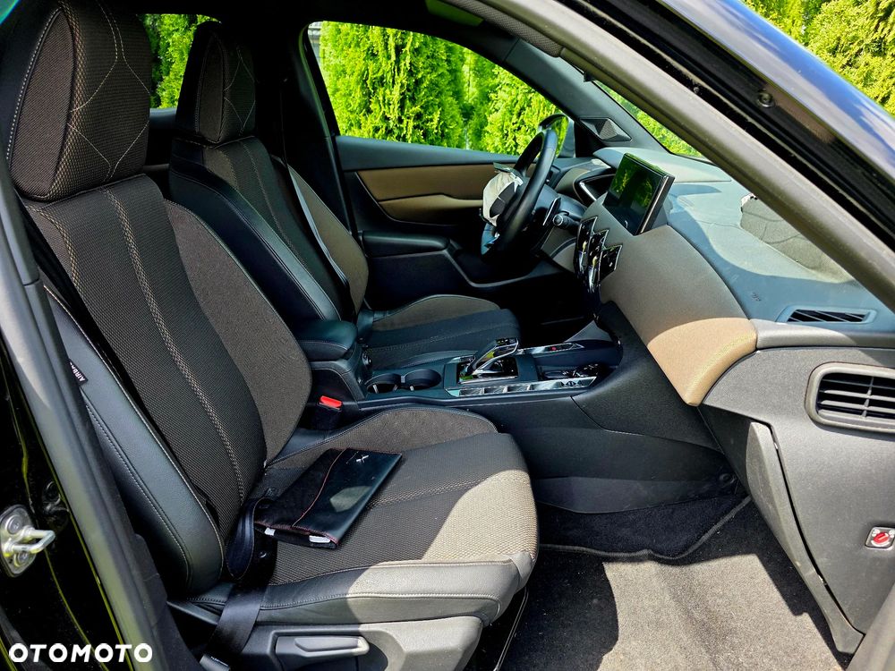 DS Automobiles DS 3 Crossback 1.2 PureTech So Chic - 13