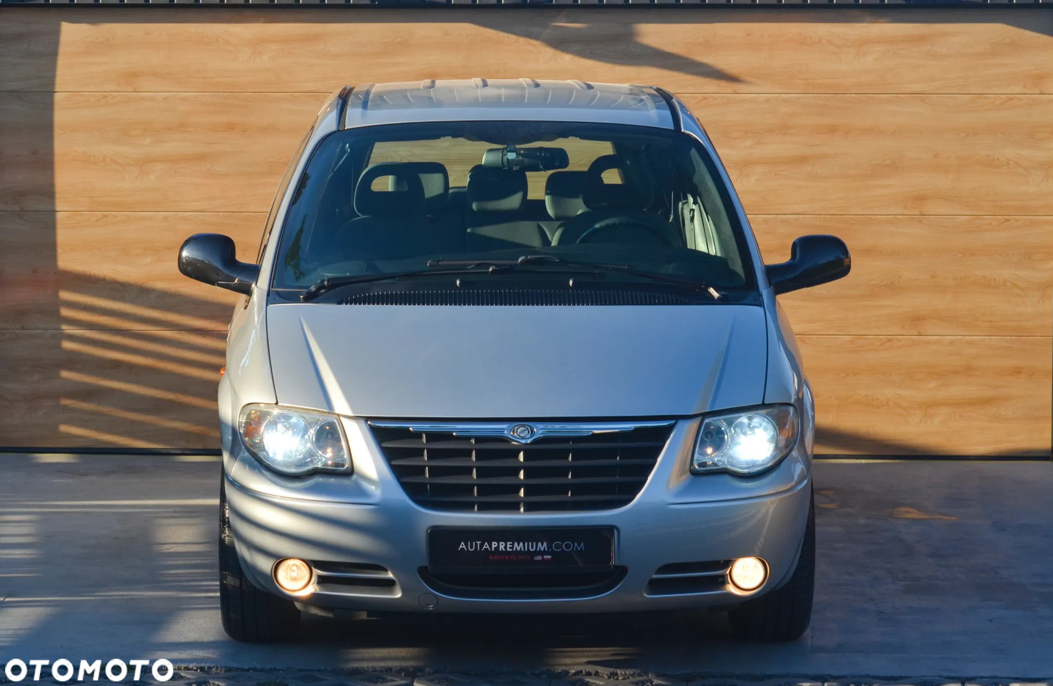 Chrysler Grand Voyager 3.3 LX S&G - 3