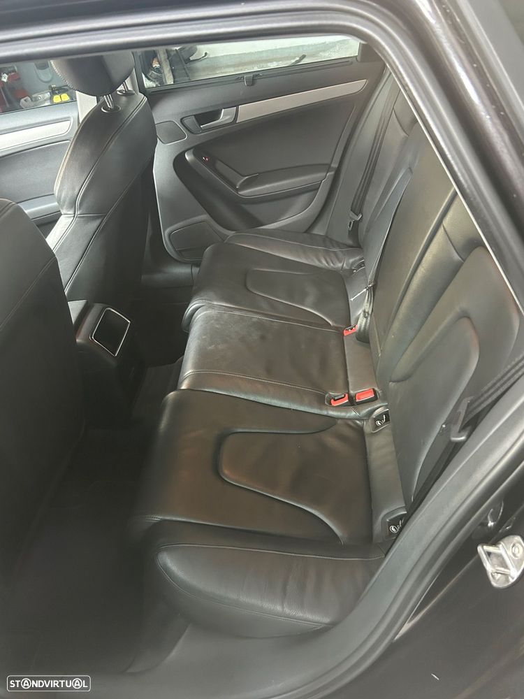 Audi A4 Avant 2.0 TDI Business Line S-line - 15