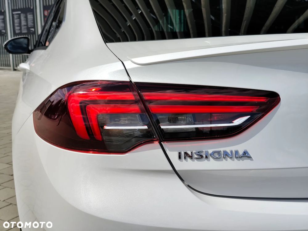 Opel Insignia 1.5 T Innovation S&S - 34