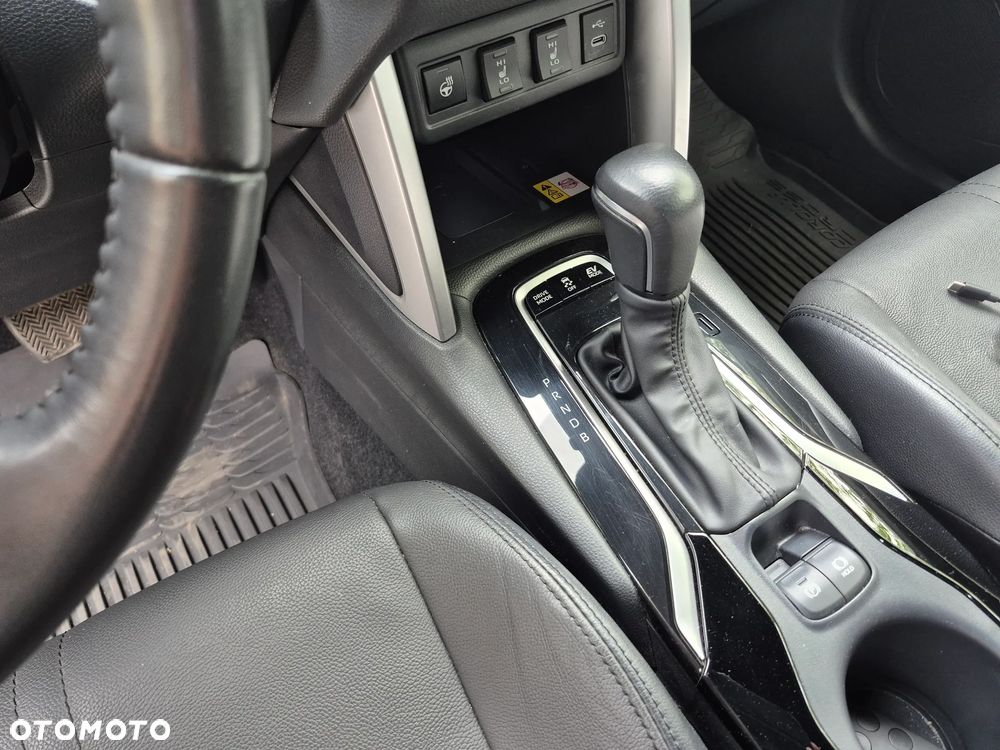 Toyota Corolla Cross 2.0 Hybrid Executive AWD - 9