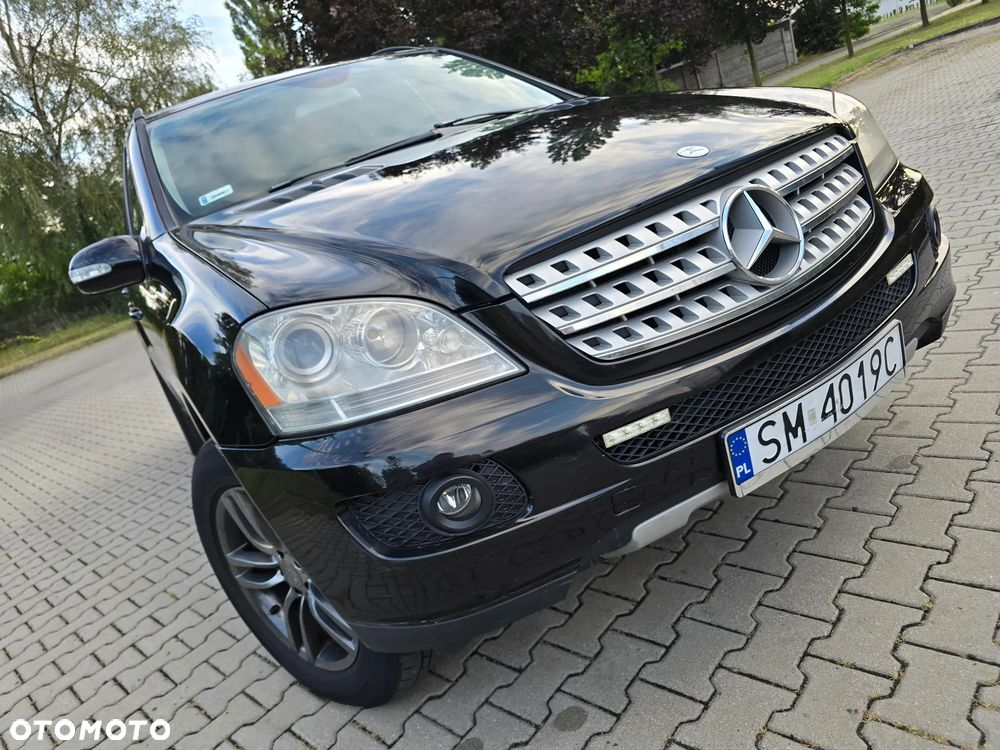 Mercedes-Benz ML 350 4-Matic - 28