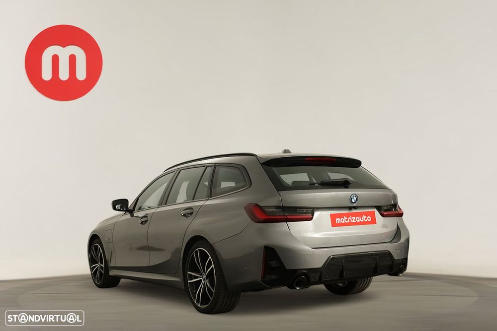 BMW 330 e Touring Pack M Auto - 3