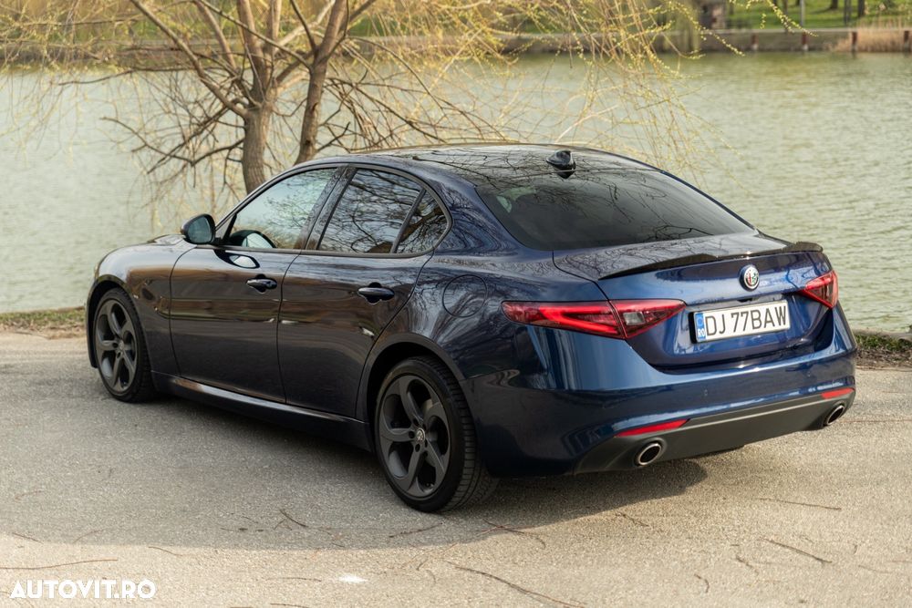 Alfa Romeo Giulia - 7