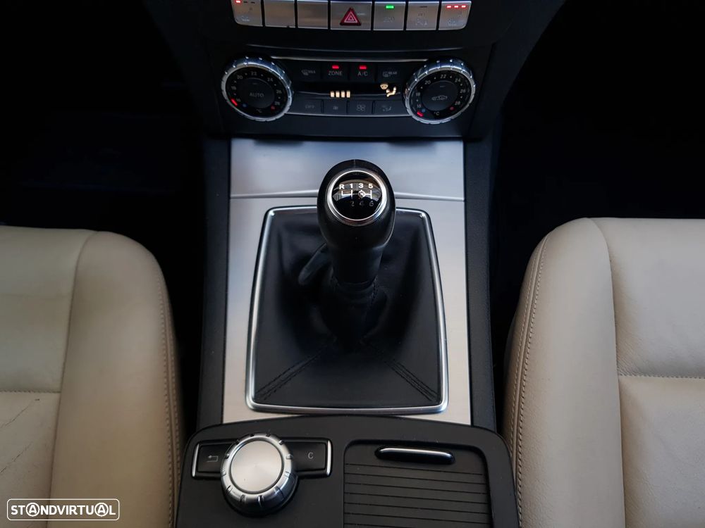 Mercedes-Benz C 220 - 21