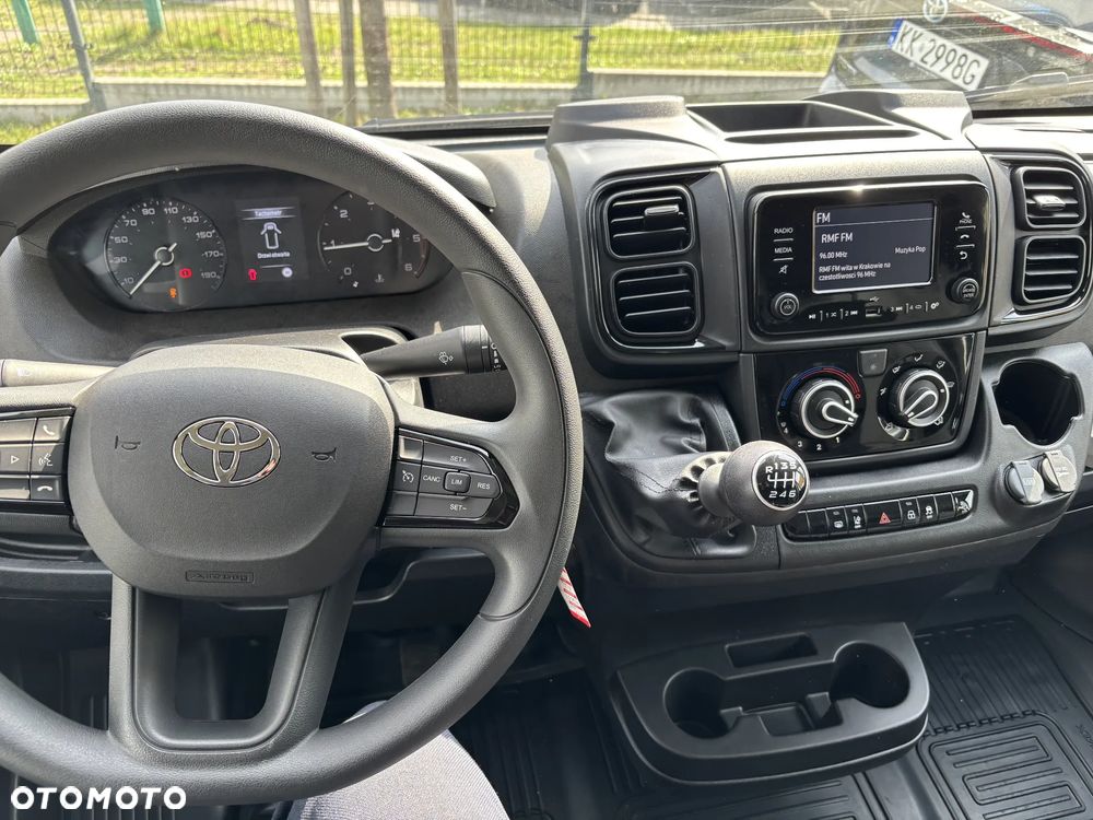 Toyota Proace Max - 2