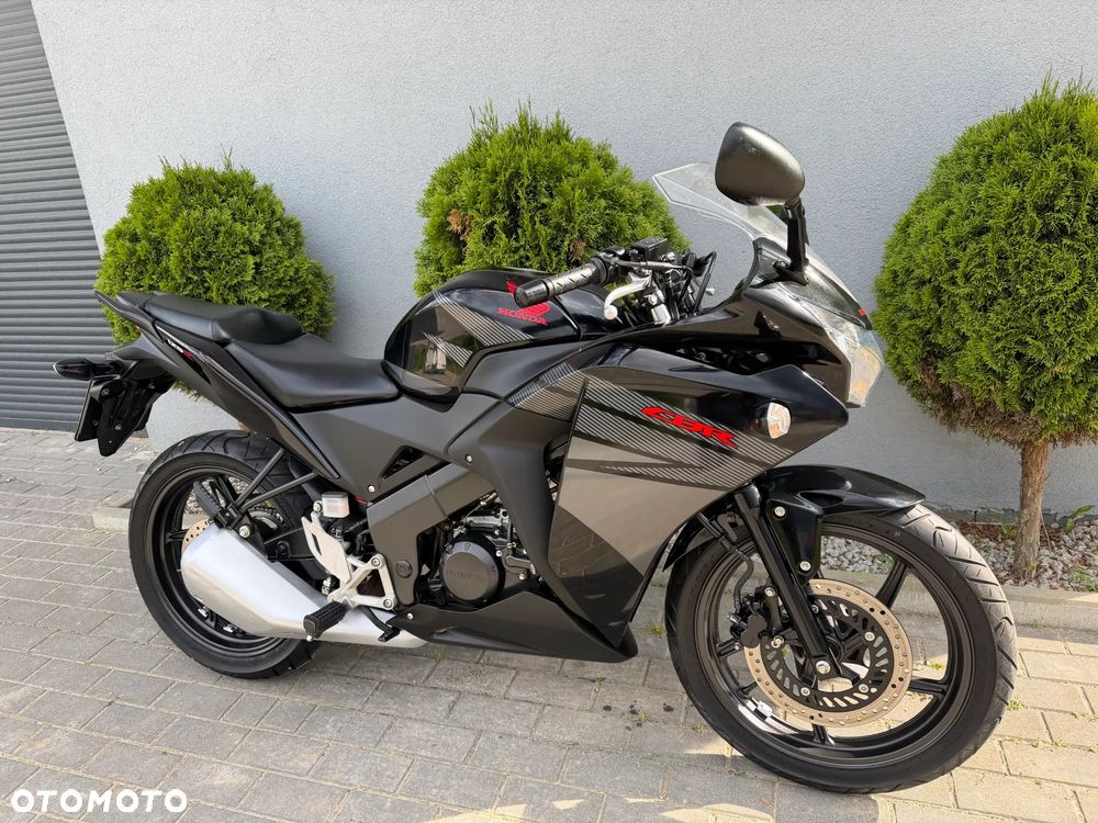 Honda CBR - 6