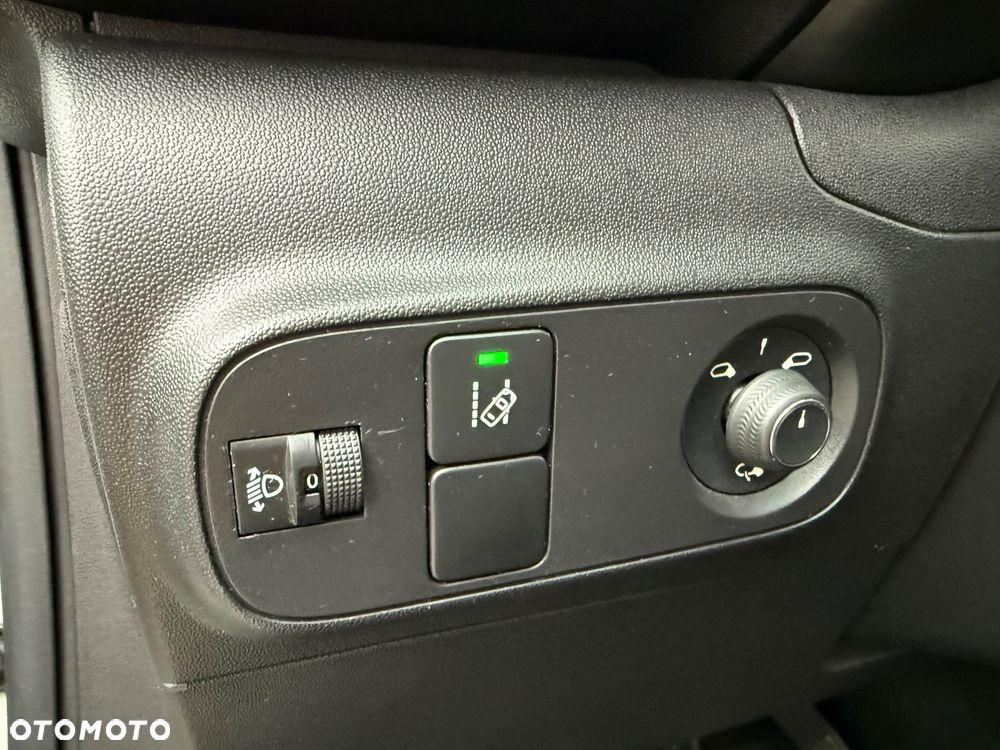 Citroën C3 BlueHDi 100 S&S FEEL - 14