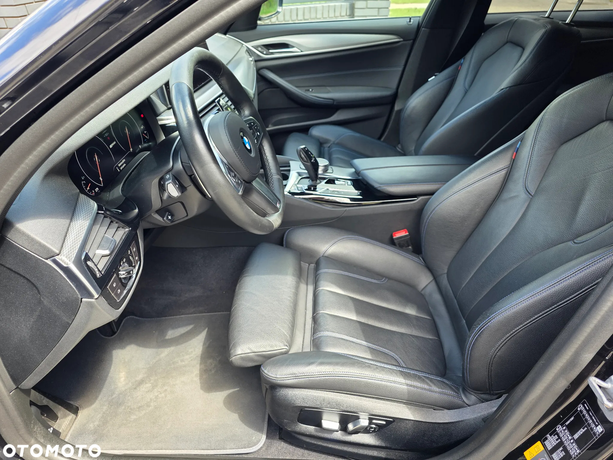 BMW Seria 5 530e iPerformance GPF M Sport sport - 16
