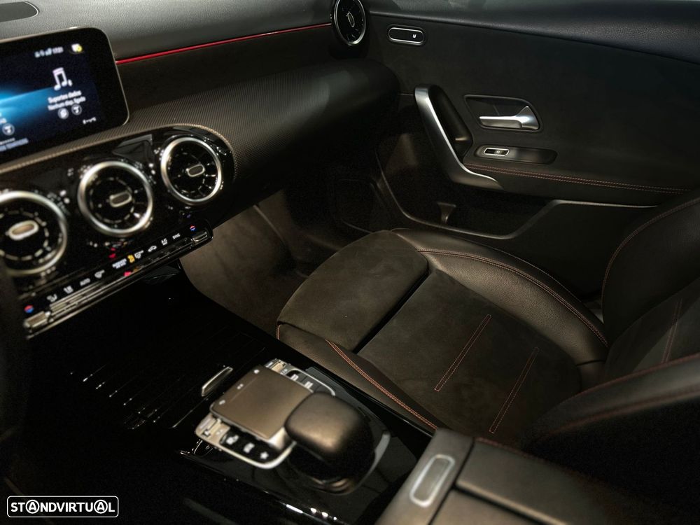 Mercedes-Benz A 180 d AMG Line Aut. - 37