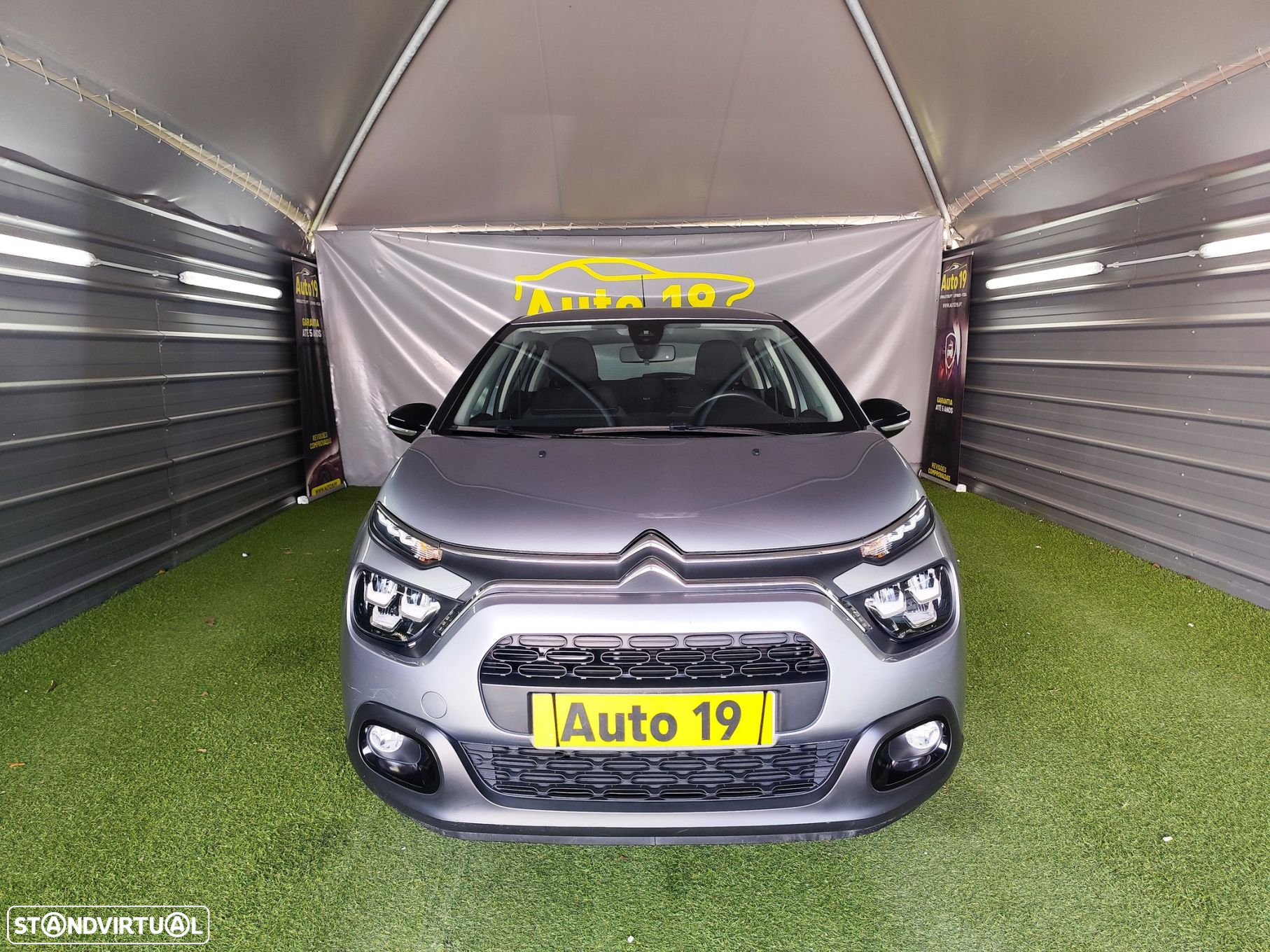 Citroën C3 Pure Tech S&S Shine - 2