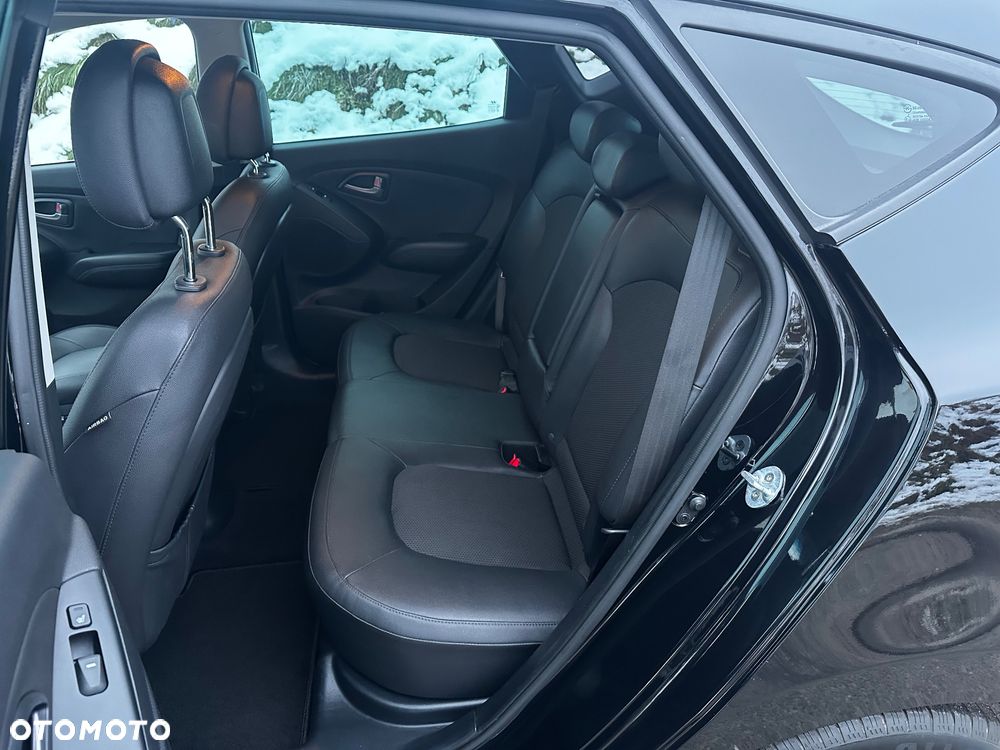 Hyundai ix35 1.6 2WD Fifa World Cup Edition - 21