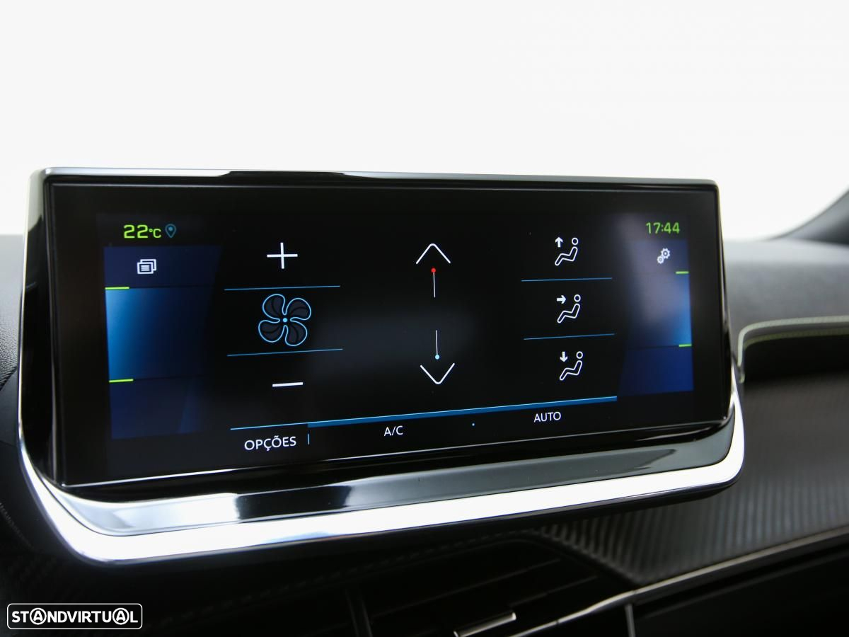 Peugeot e-2008 50 kWh GT - 20