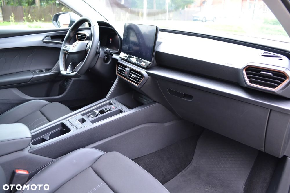Cupra Leon Sportstourer 1.4 e-Hybrid (180 kW System) VZ CUP - 24