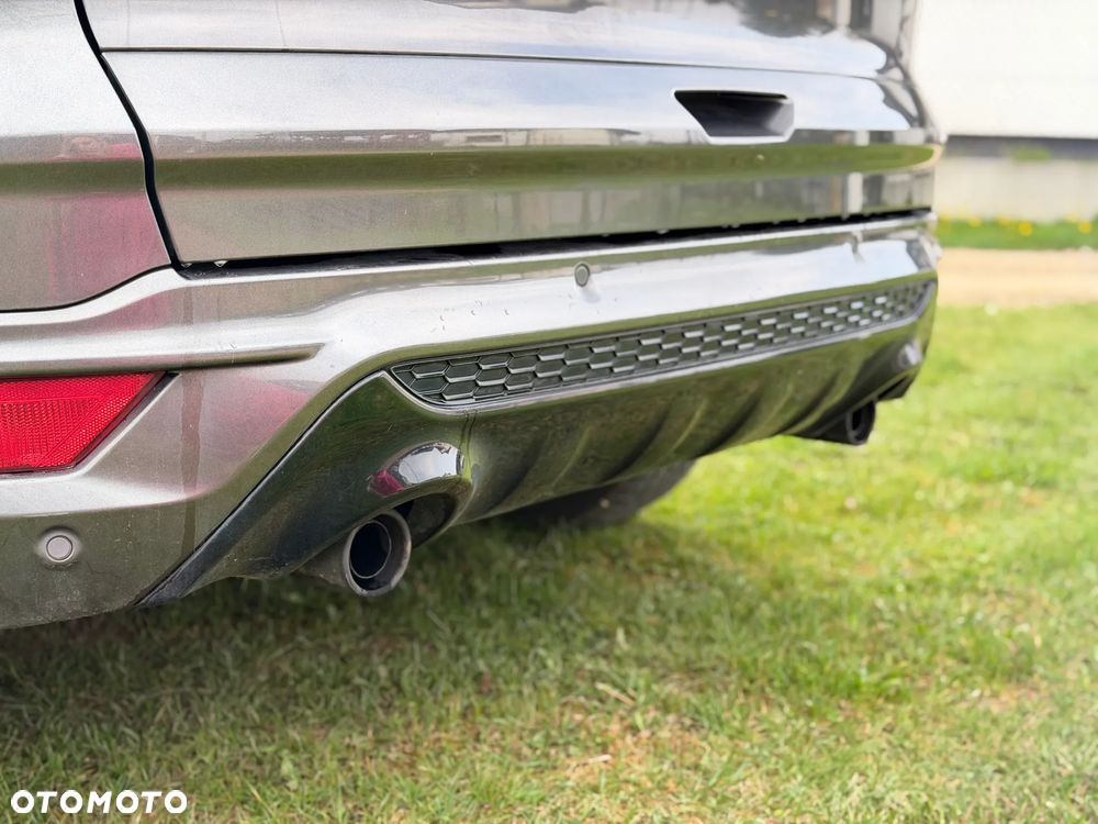 Ford Kuga 1.5 EcoBoost 2x4 Titanium - 20