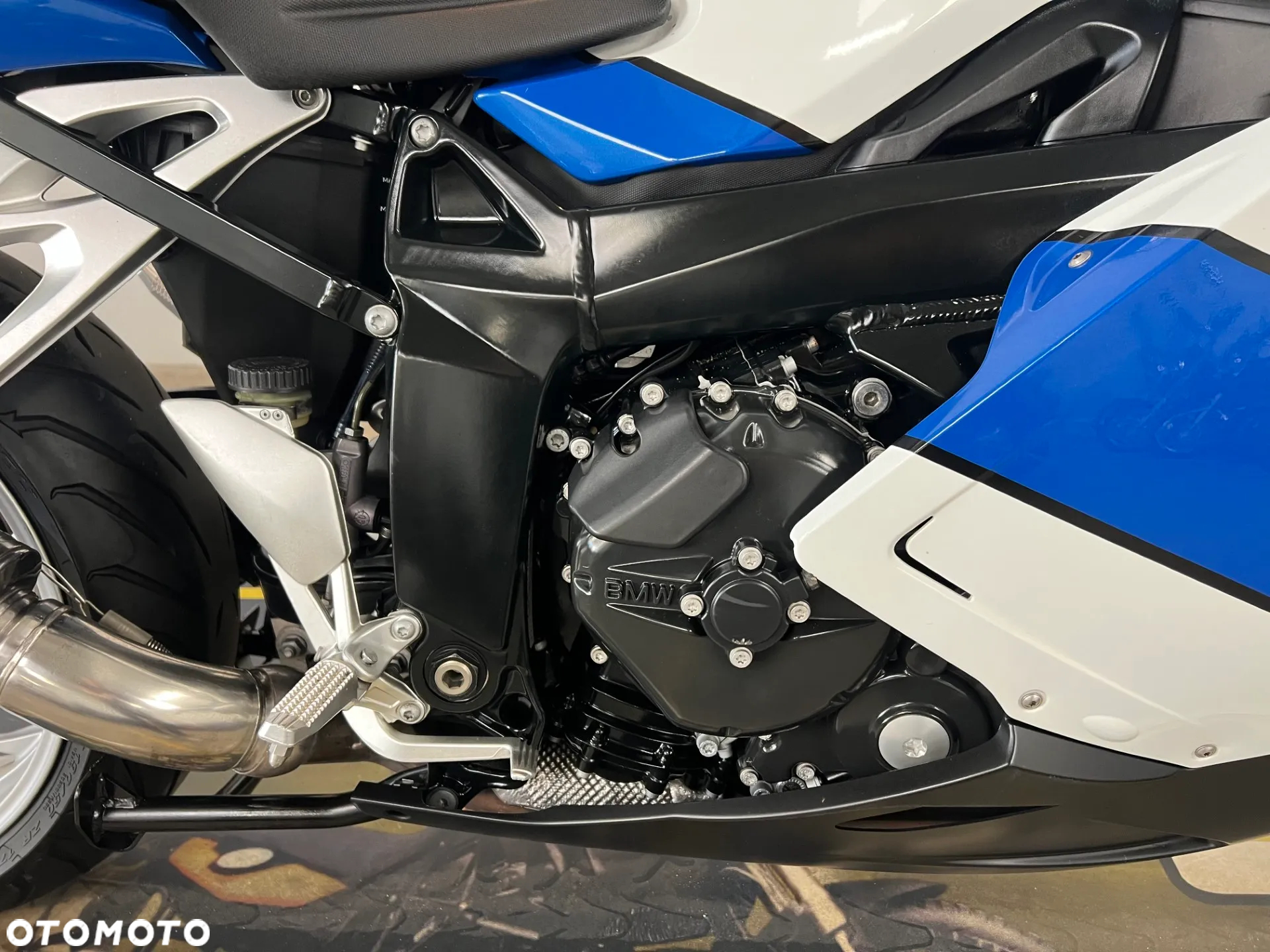 BMW K - 13