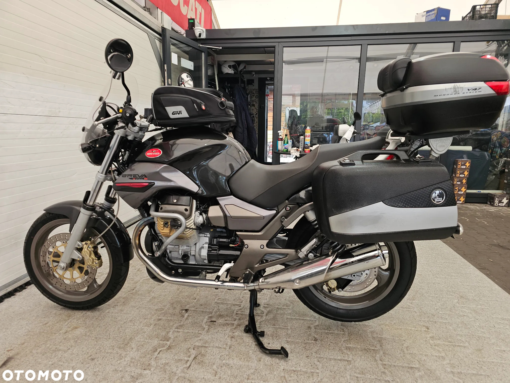 Moto Guzzi Breva - 21