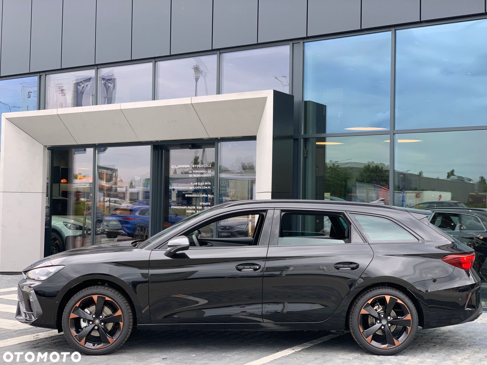 Cupra Leon Sportstourer - 3