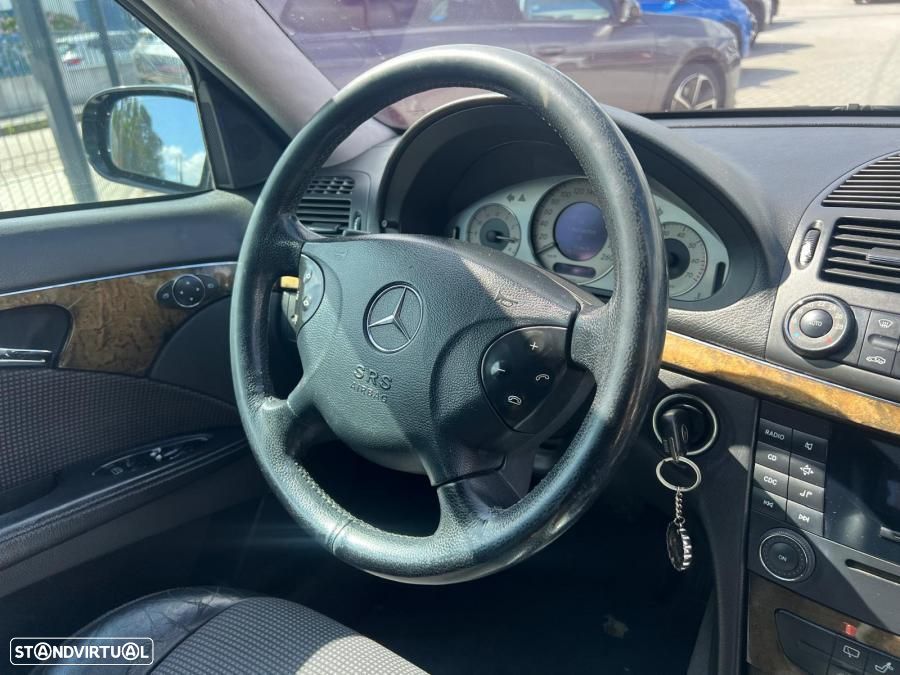 Mercedes-Benz E 200 - 10