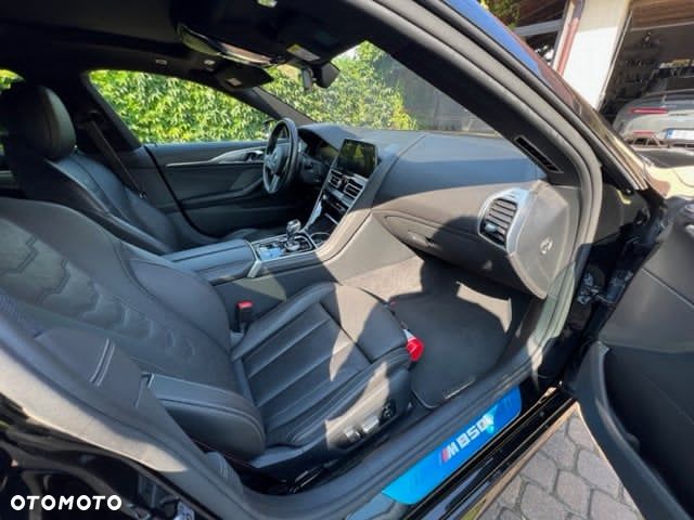 BMW Seria 8 - 17