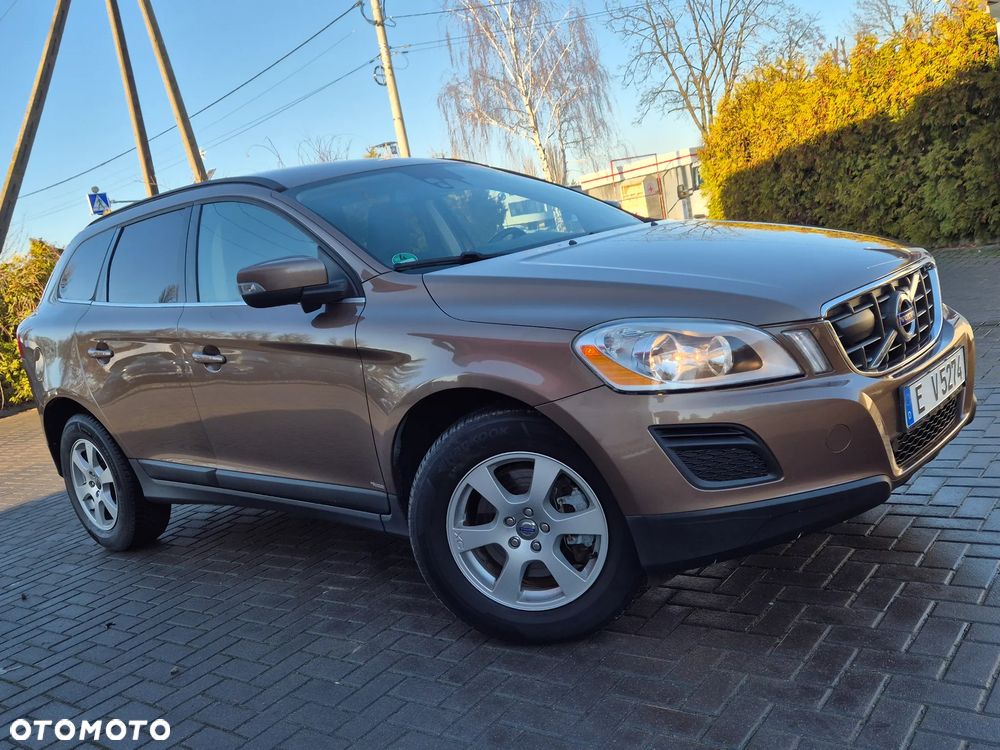Volvo XC 60 2.4D AWD Momentum - 20