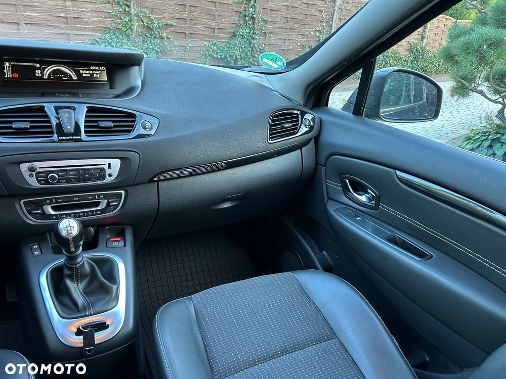 Renault Scenic - 24