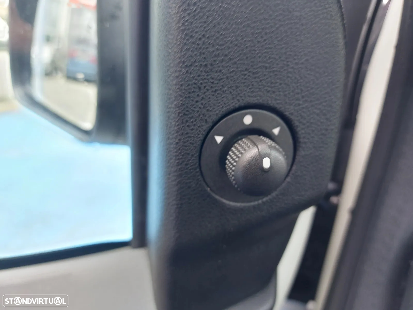 Fiat DOBLO EASY FRIO ESTRADA E GARAGEM - 18