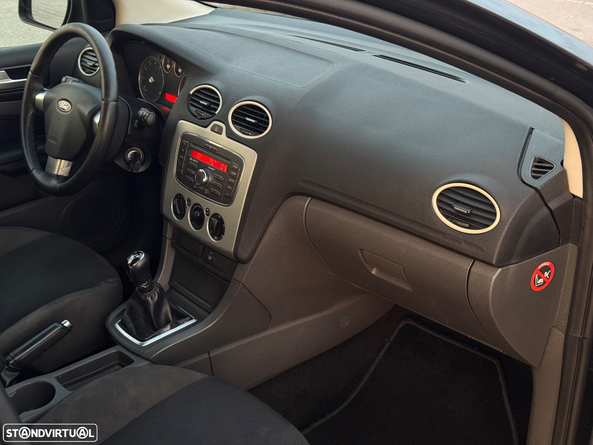 Ford Focus 1.4 16V Connection - 7