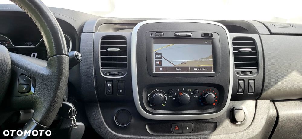 Opel Vivaro - 19