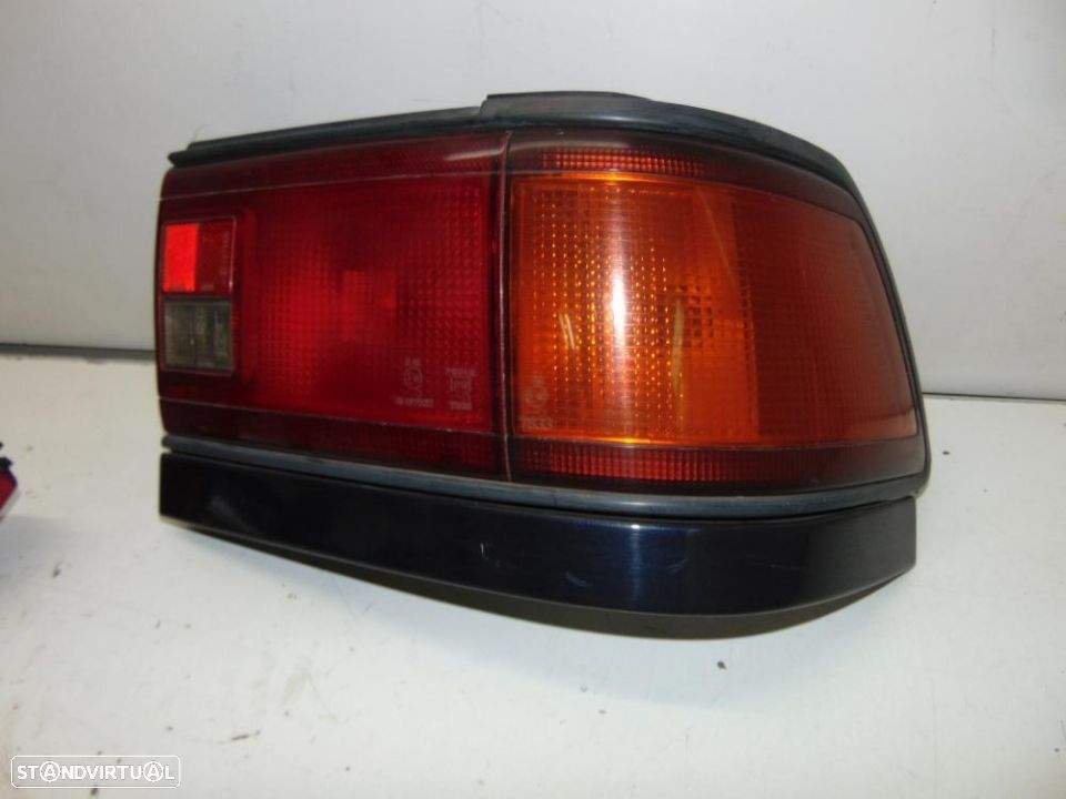 Toyota Corolla farolins - 1