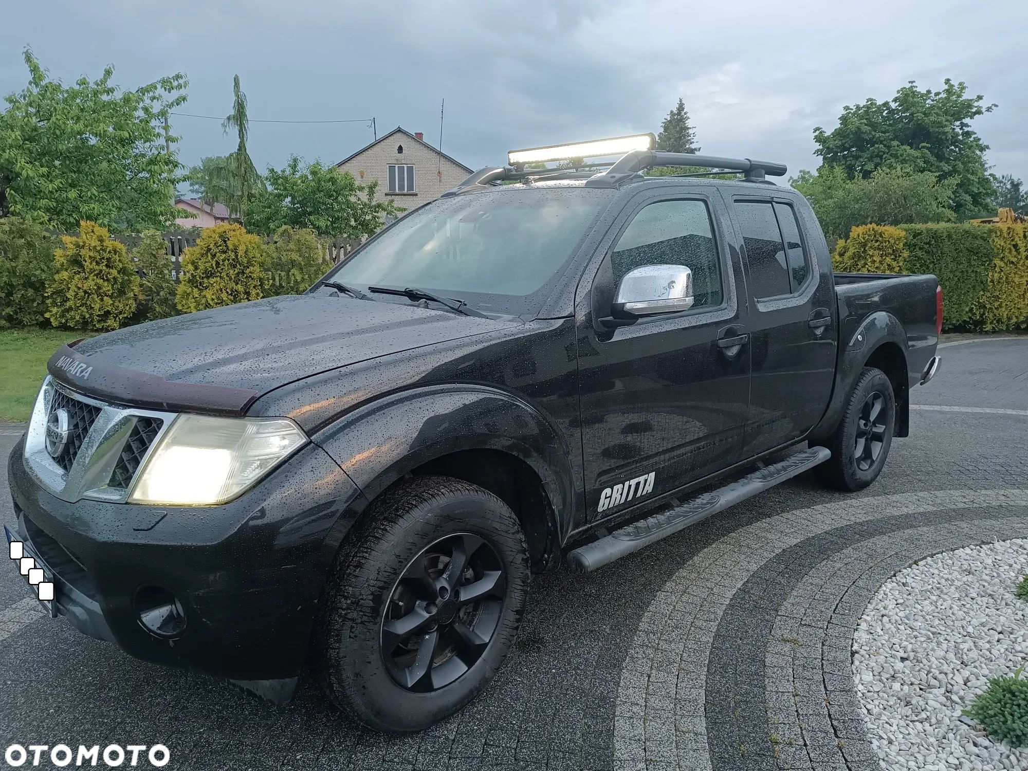 Nissan Navara 2.5 D Platinum - 1