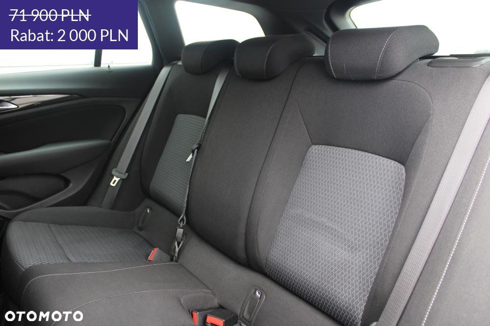 Opel Insignia - 12