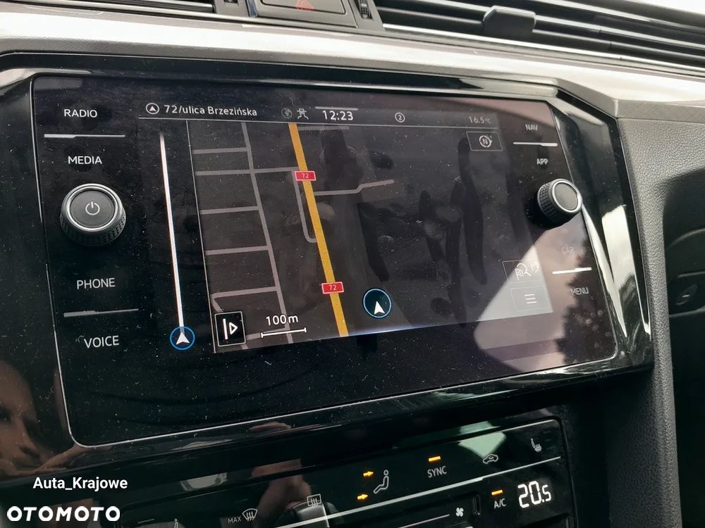 Volkswagen Passat 2.0 TSI Business DSG - 17