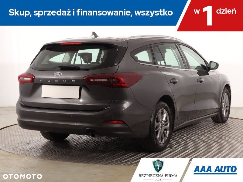 Ford Focus SW - 7