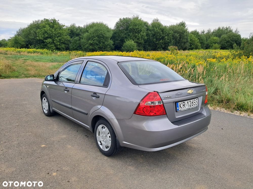 Chevrolet Aveo 1.2 16V Base+ / Classic+ - 12