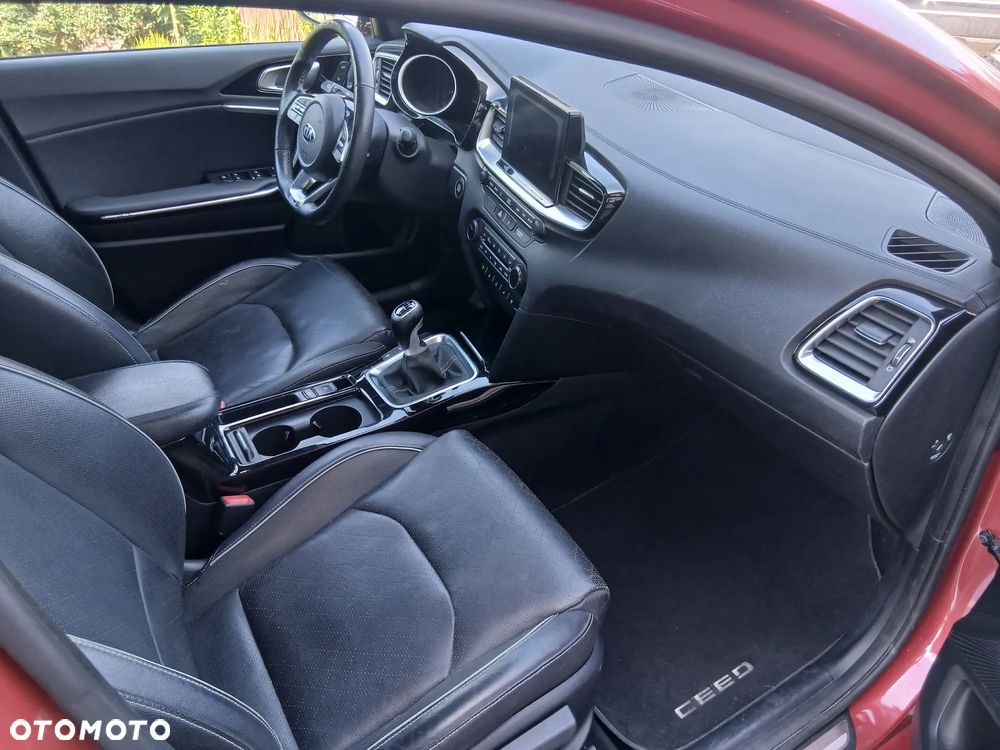 Kia ProCeed 1.4 T-GDI GT Line - 9