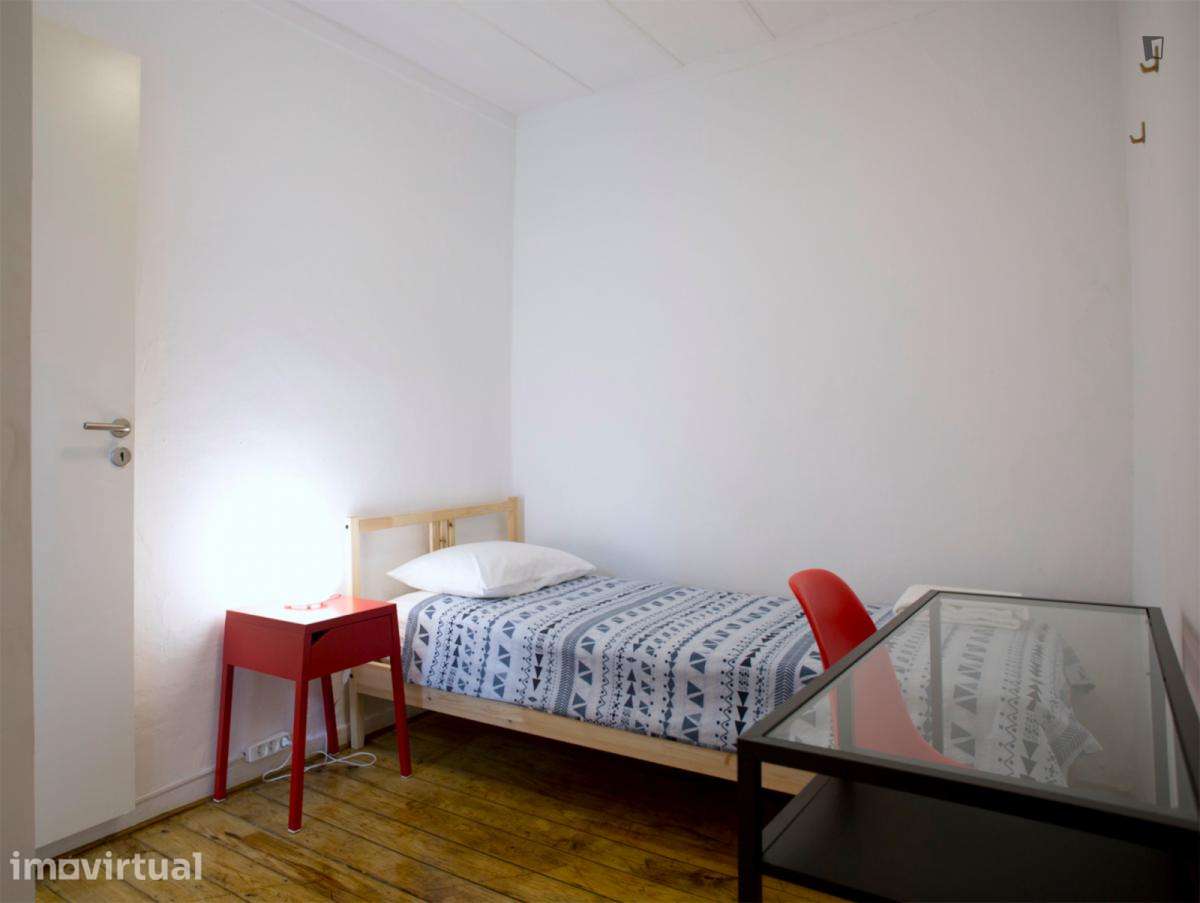 Quarto - localizado em Bairro Alto Lisbon - Grande imagem: 2/15
