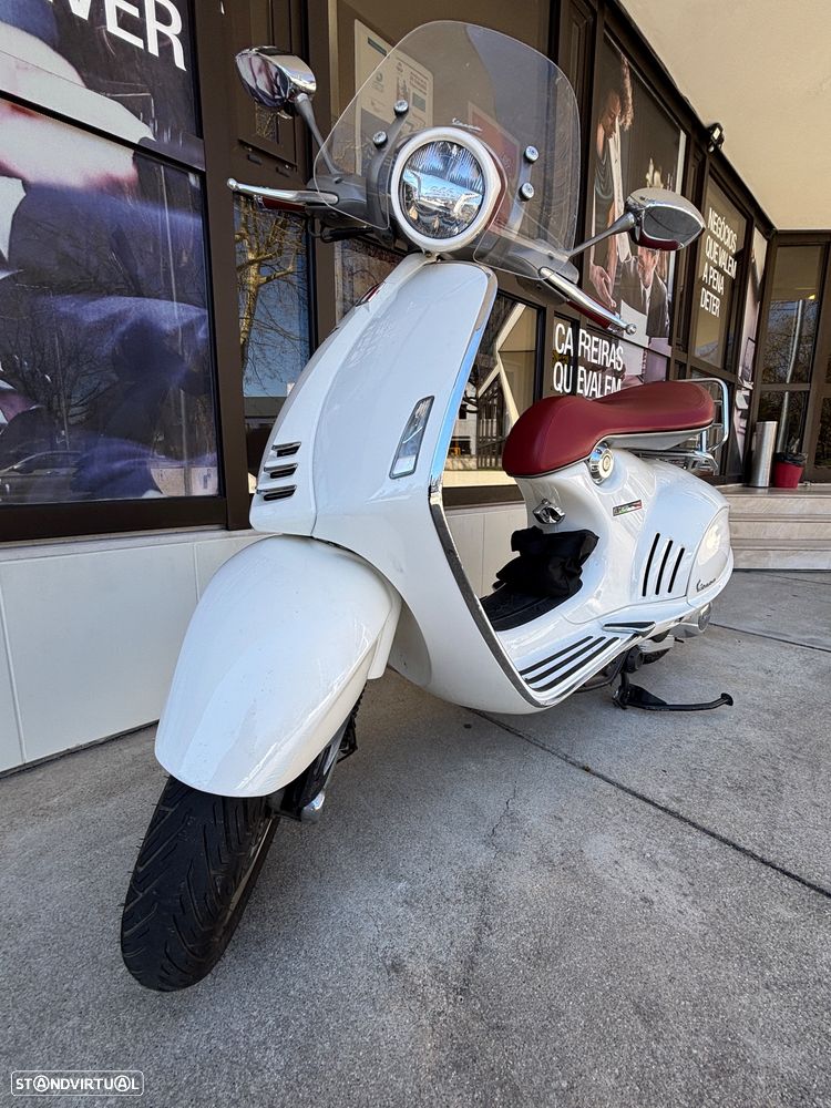 Vespa Vespa 946 - 25