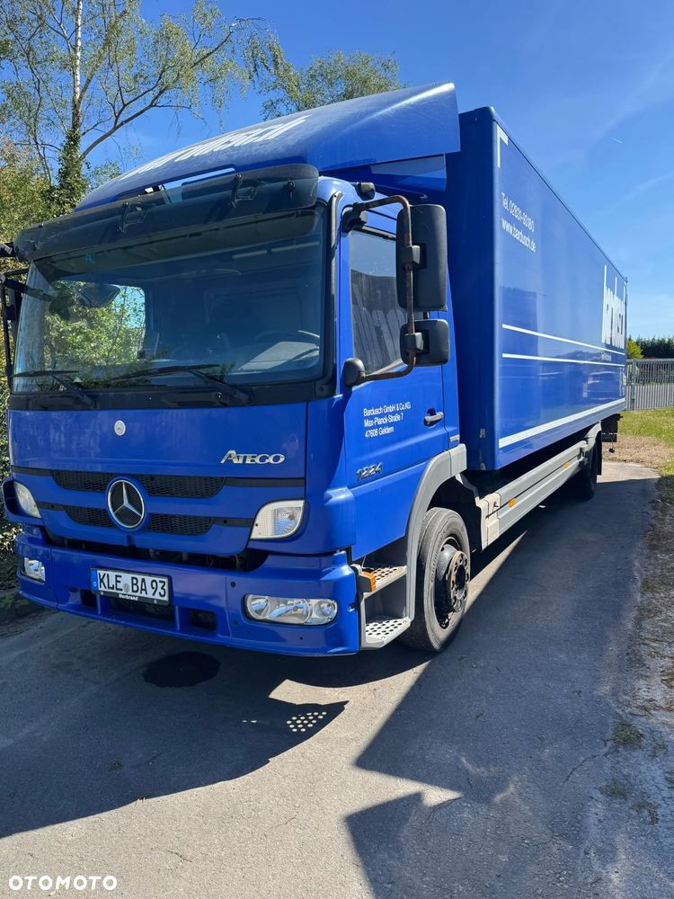 Mercedes-Benz Atego 1224 z Niemiec 9m kontener izoterma podział manual 1222 okazja - 1