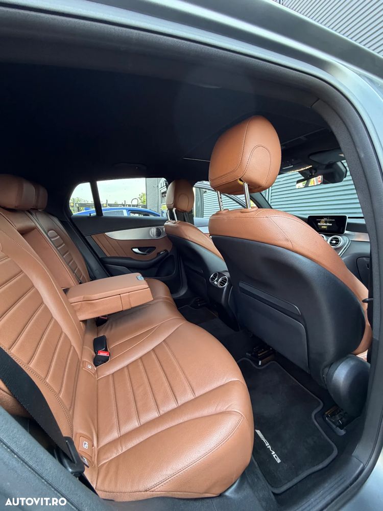 Mercedes-Benz GLC Coupe 300 4MATIC - 11