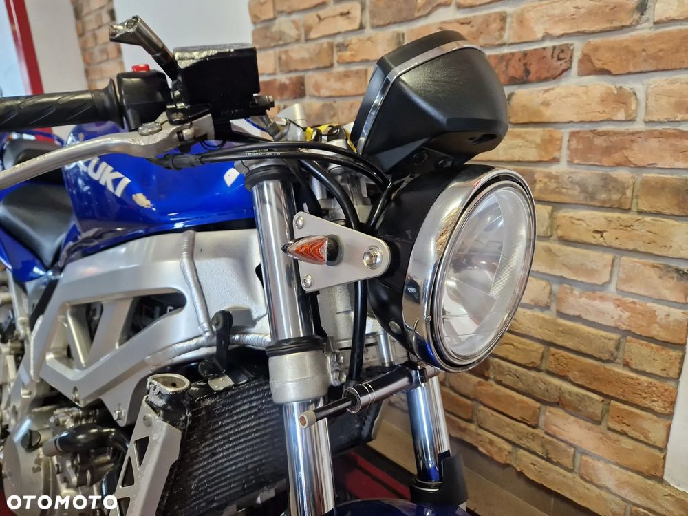 Suzuki SV - 9