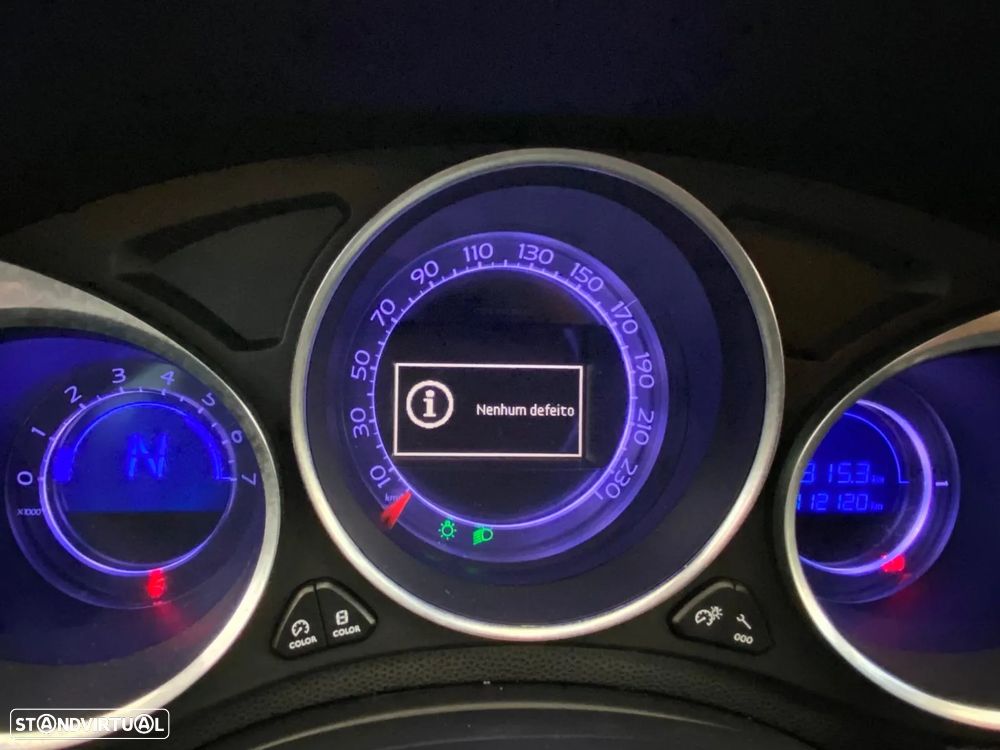 Citroën DS4 1.6 e-HDi So Chic ETG6 - 16