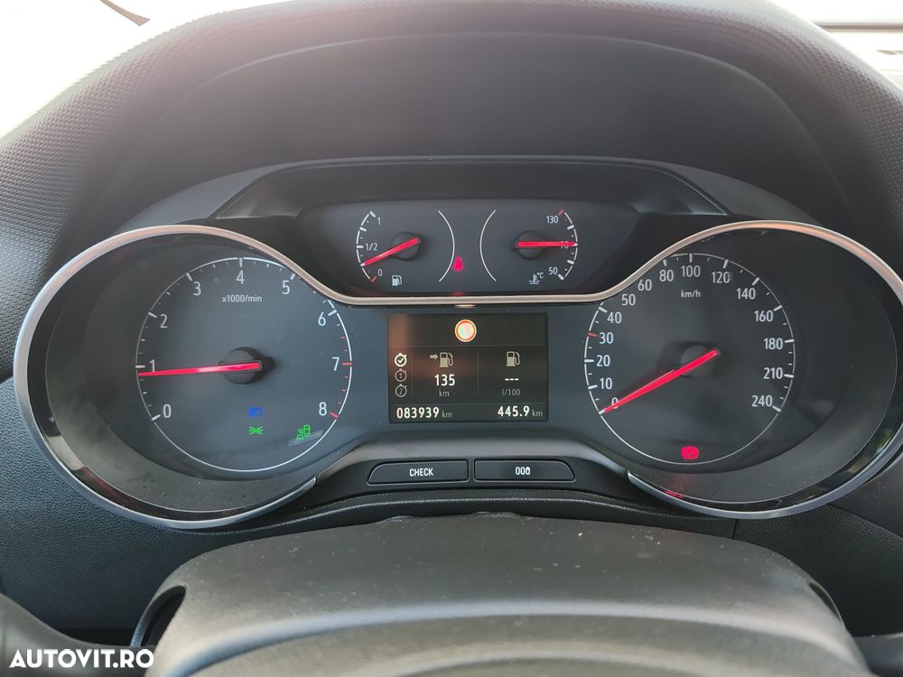 Opel Crossland 1.2 Start/Stop Innovation - 12