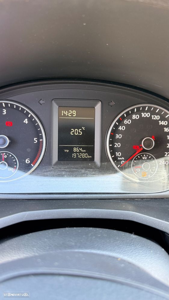 VW Caddy Maxi - 13